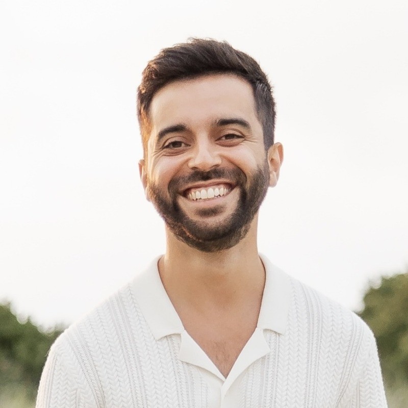 Brandon Eloy Headshot