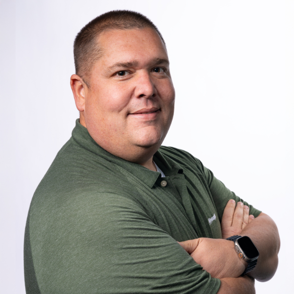 headshots_600x600 (17)