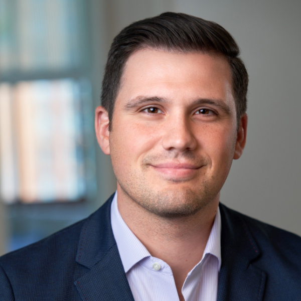 headshots_600x600 (38)