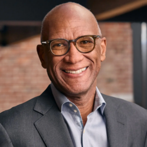 headshots_600x600 (45)