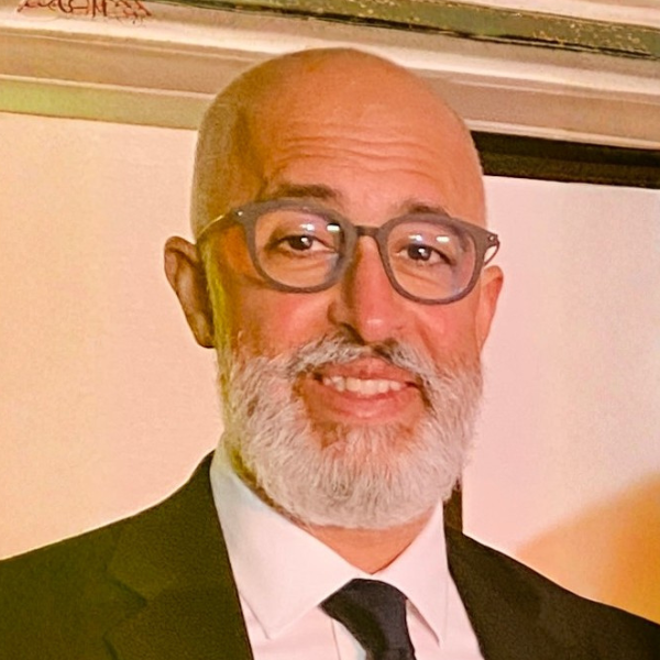 headshots_600x600 (52)