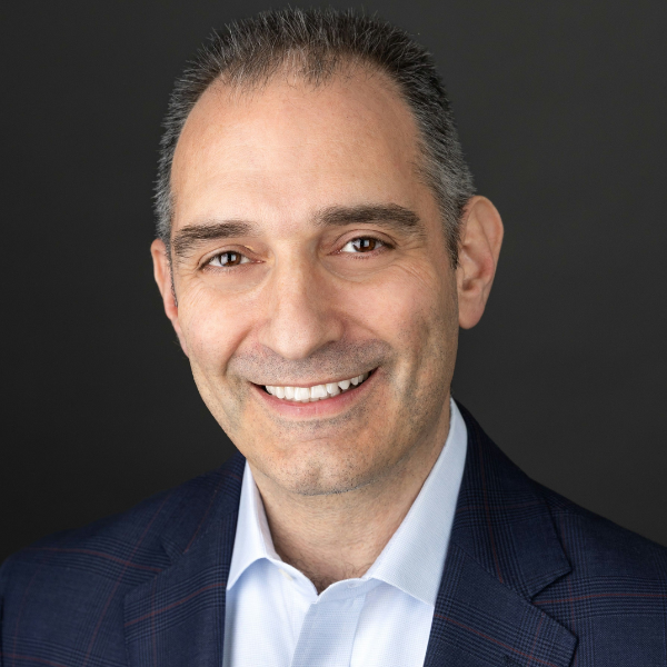 headshots_600x600 (59)